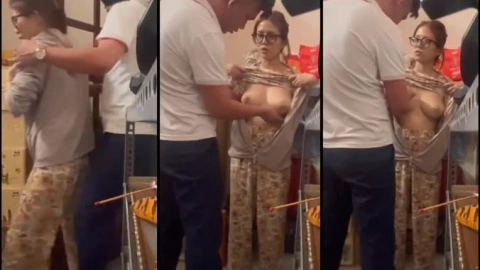 [Loạn Luân] Thằng chú giả vờ xem bệnh rồi quay lén sờ vú cháu